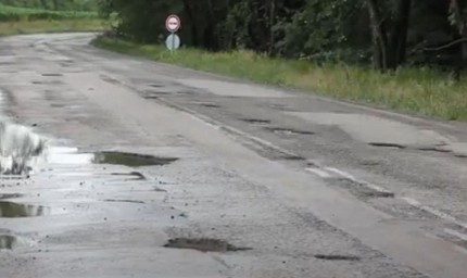 До края на май приключва ремонтът на два пътя в област Добрич