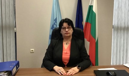 Елена Балтаджиева:Честит Трифон Зарезан – ден на лозаря!
