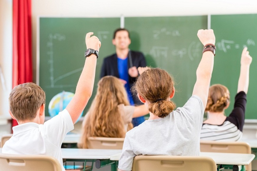 Тестват 7000 български деветокласници в PISA 2022