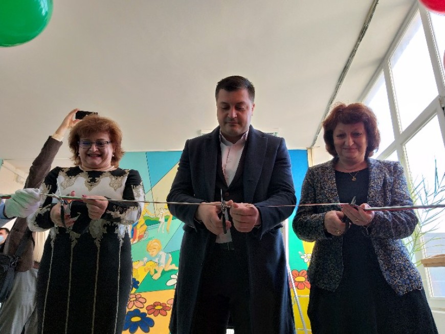 Един от най-големите STEM центрове в България отвори врати в Иновативното училище „Любен Каравелов” в Добрич