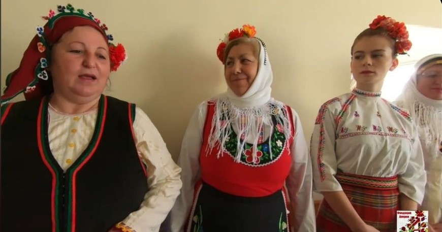 Фолклорна група „Пъстроцвет“ с концерти в община Добричка