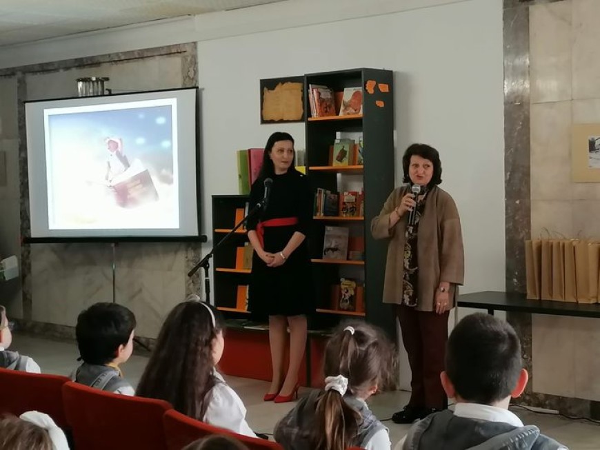 С връчване на Годишните награди на библиотеката за 2021 стартира Маратонът на четенето в Добрич (СНИМКИ)