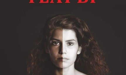 Изложба "Театър" на фотографа Стефан Стефанов представят в Художествената галерия на Добрич 