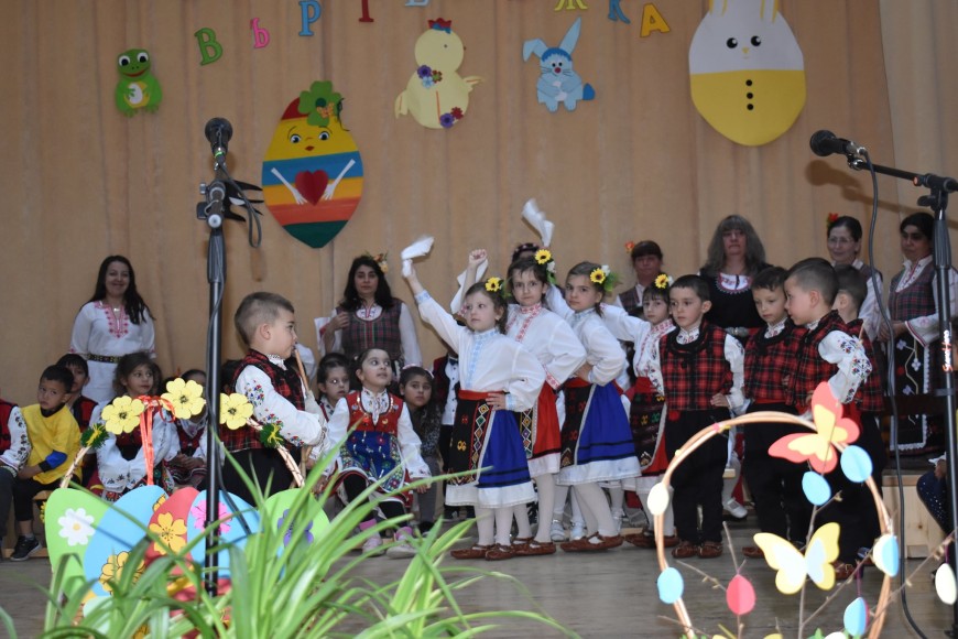 С детски концерт стартираха майските празници на културата в община Крушари