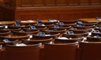 Депутатите отхвърлиха нулевата ДДС ставка за храни и лекарства