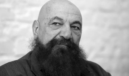 Почина известният български илюзионист Астор