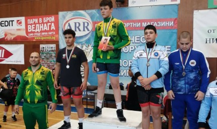  13-годишен добричлия стана републикански шампион по борба