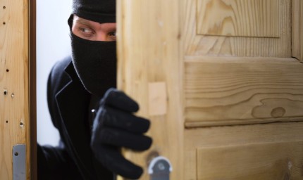 Задигнаха златни накити и пари от частен имот в ЖК "Дружба" в Добрич