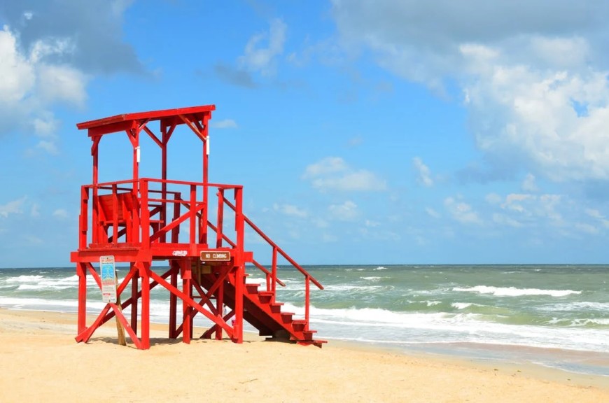 Шест неохраняеми плажа в областта ще бъдат с осигурена водноспасителна дейност