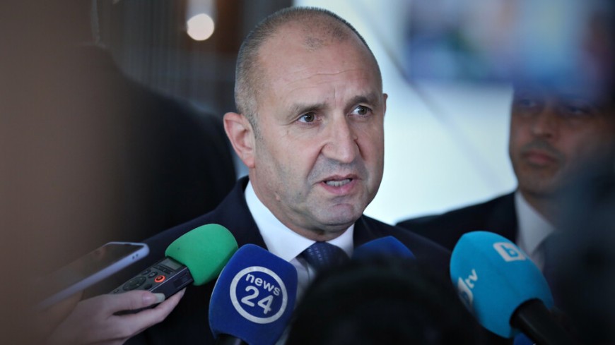Радев: Ако се стигне до избори, трябва да са през октомври