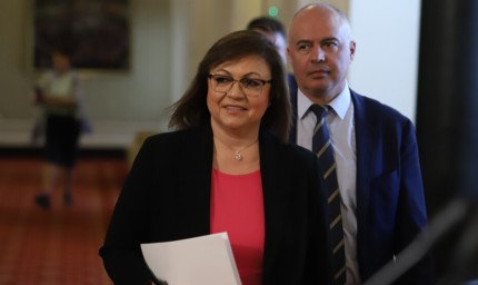 Първият кръг от преговори за ново правителство продължава
