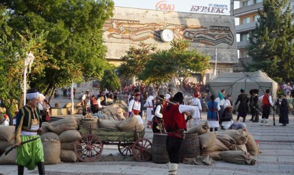 Каварненци пресъздадоха обстановката от лятото на 1877 година