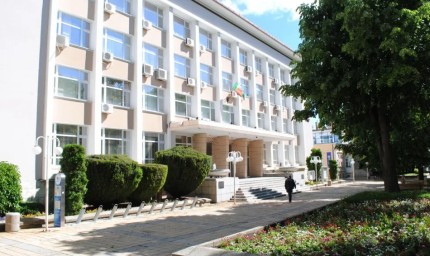 Общински фонд „Здраве“ акумулира 40 000 лв. в помощ на медицински лица в Добрич