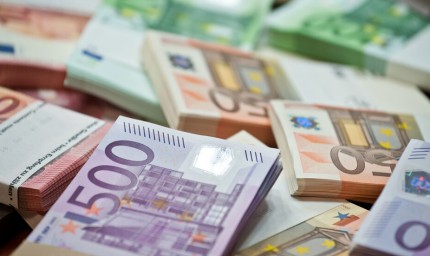 Брутният външен дълг на България в края на юни 2022 г. е почти 41,5 млрд. евро
