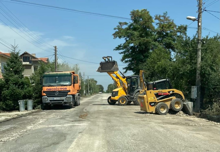 Започна работа по рехабилитация на улица “Струма” в Балчик