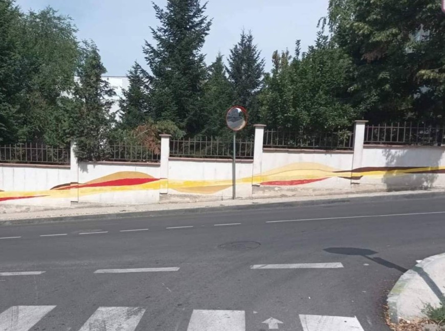 Поставиха пътно огледало на кръстовището до училище "Климент Охридски"