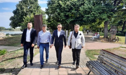 Министърът Александър Пулев представи възможностите за малкия и среден бизнес по Плана за възстановяване и устойчивост