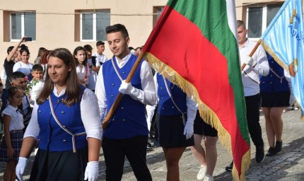 Учебната година беше открита във всички училища на територията на община Балчик
