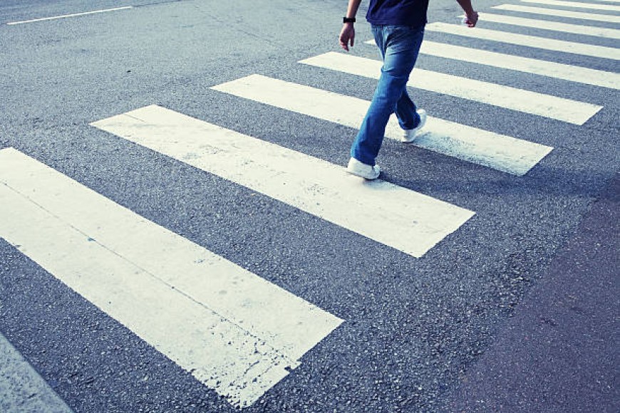 Блъснаха 13-годишно момче на пешеходна пътека в Добрич 