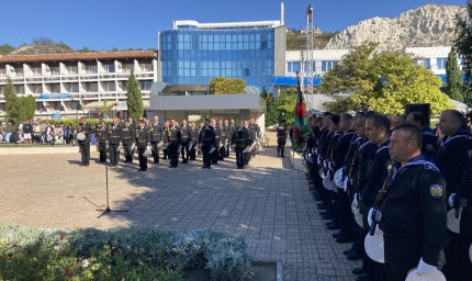 С военни почести беше отбелязан празничният за Балчик 21 септември