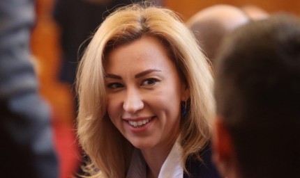 Йорданка Костадинова: Всички български деца заслужават безплатно и качествено образование