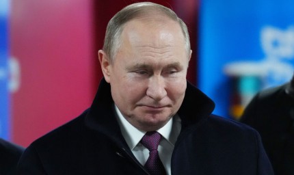 Присъединяват четирите украински територии към Русия в петък