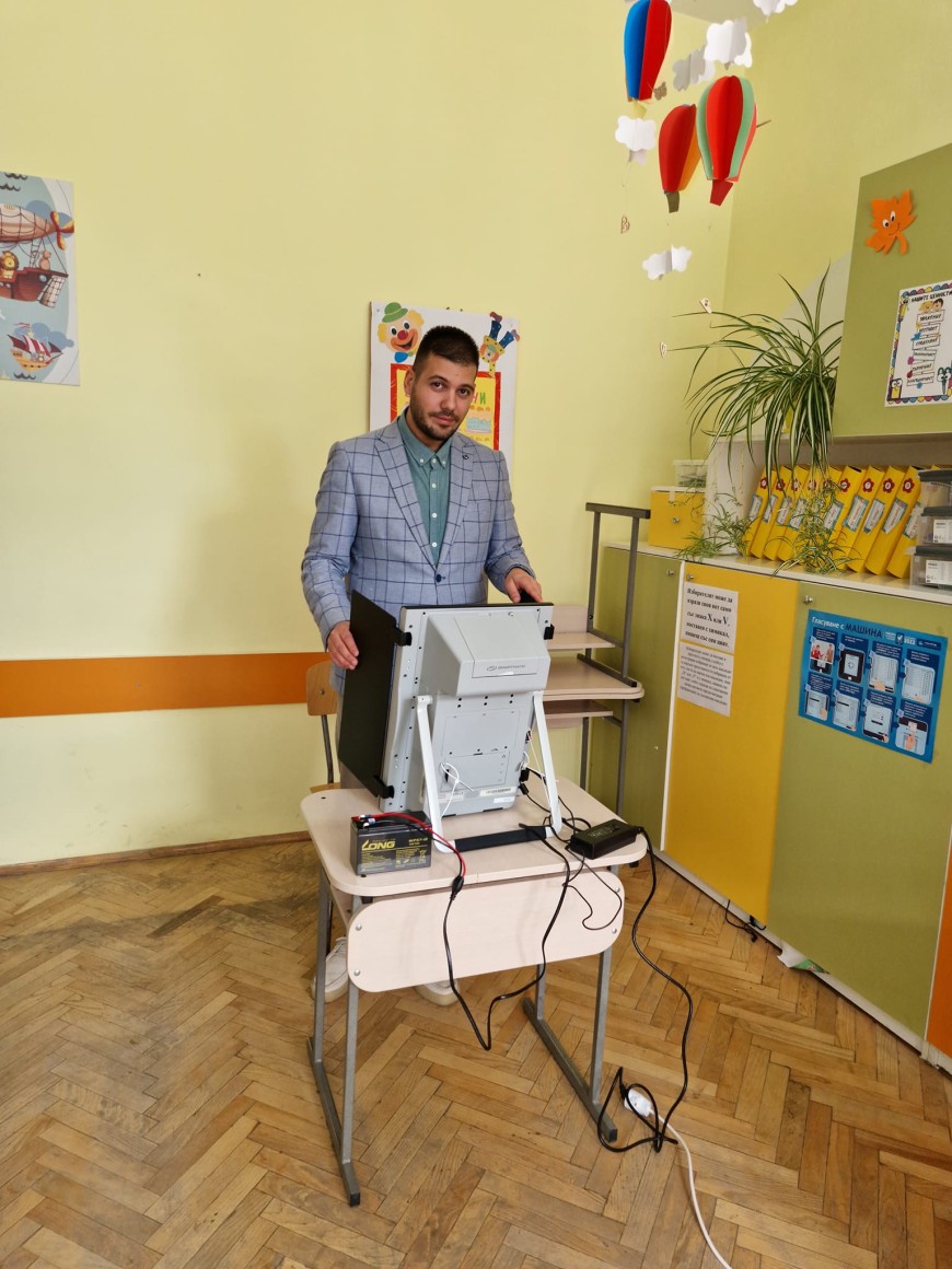 Галин Ненов: Гласувах за светло бъдеще за Добрич и нашата родина&#33;