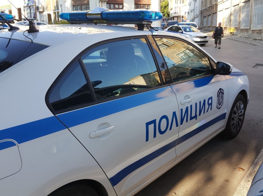 Жена е задържана за кражба на мобилен телефон