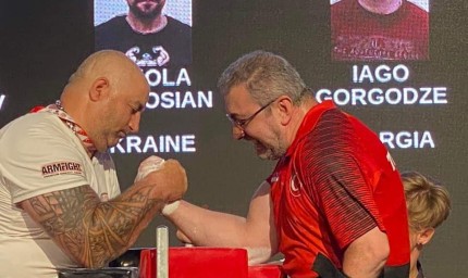 Мъж от Добрич печели медал от Световното първенство по канадска борба за хора с увреждания
