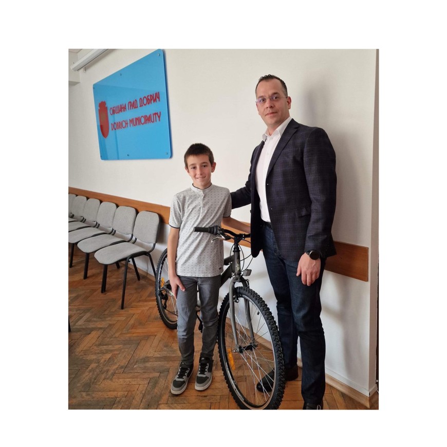 10-годишният Никола Колев печели голямата награда от Световния ден на ходенето