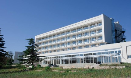 Украинските деца, пристигнали вчера в Балчик, вече са преместени в спортна база край Варна