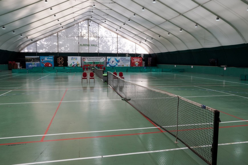 Отвориха врати три закрити тенис корта в Албена