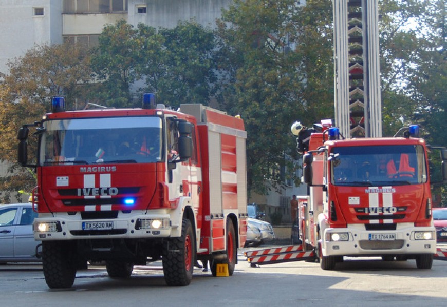 Пожар в завод "Старт" в Добрич 