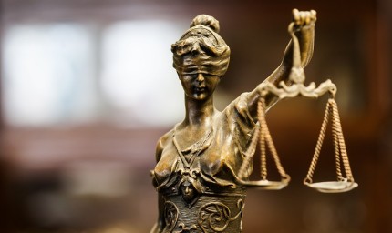 22 ноември- ДЕН НА БЪЛГАРСКАТА АДВОКАТУРА