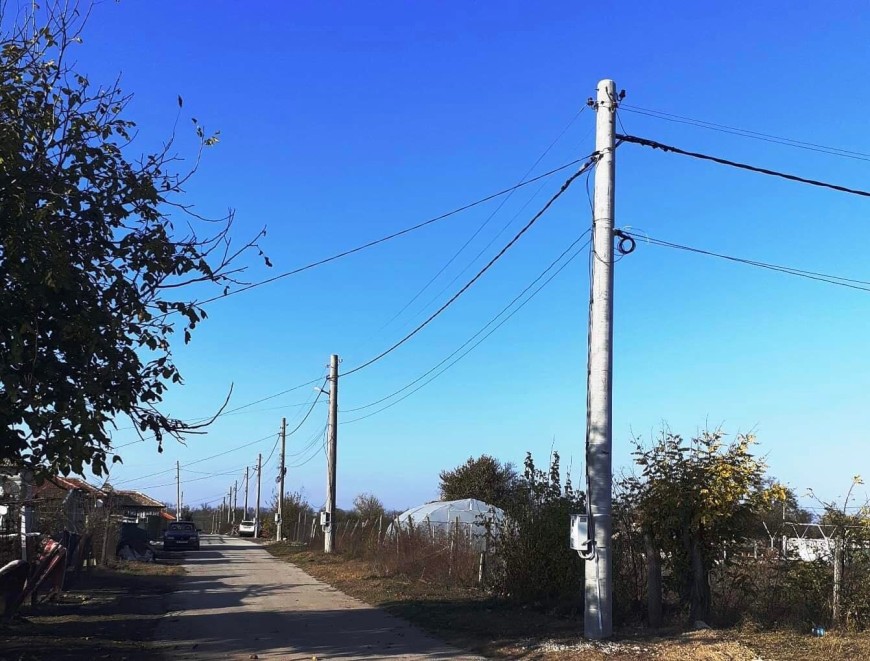 С близо 30 000 лева обновиха електроразпределителната мрежа в село Паскалево