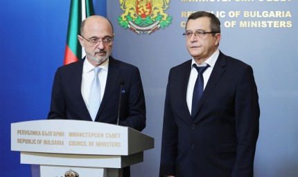 Грипна ваканция в национален мащаб засега не се налага