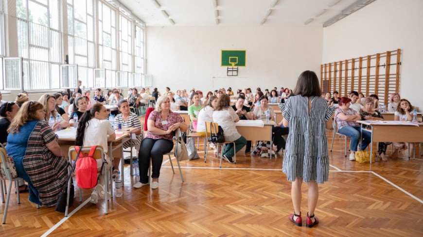Търсят се новите "Училища за пример" от Добрич и региона