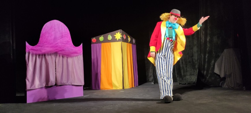 Нов спектакъл за най-малките зрители представя тази неделя Кукленият театър в Добрич