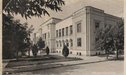 Галерията отбелязва своята 60-годишнина