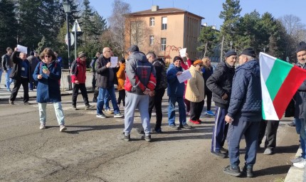 Жители на балчишки села протестираха за… вода