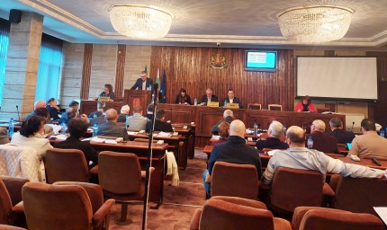 Общинските съветници на Добрич приеха актуализация на Програмата за капиталовите разходи за 2023 г.