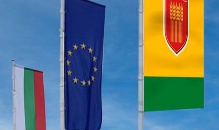 Пилони със знамена ще бъдат поставени на изходите на Добрич