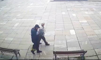 Общинска камера засне кражба на знаме в Добрич /ВИДЕО/