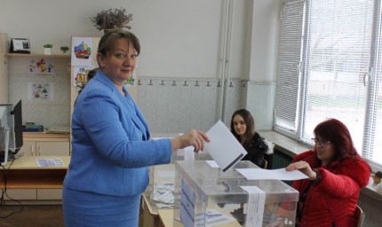 Деница Сачева: Гласувах България  да има стабилно и отговорно управление
