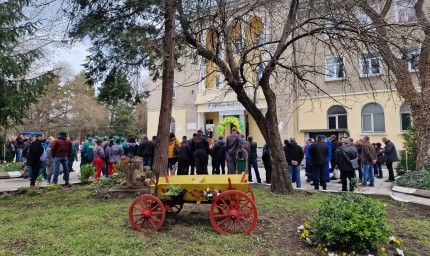 Кметът на Добрич откри регионалния кръг на националното състезание „Млад фермер“