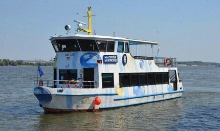 Започнаха разходки с корабче от Русе