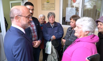 Министър д-р Асен Меджидиев: Впечатлен съм от реакцията на Община Добрич, местната болница и лекарите, които вече преглеждат по малките населени места