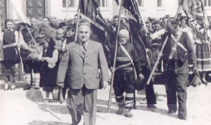 „Една (НЕ)обикновена изложба за добрия пример на будния дух“ днес