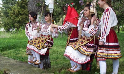 В Плачи дол, Стефаново, Одринци и Росеново празнуват на Гергьовден