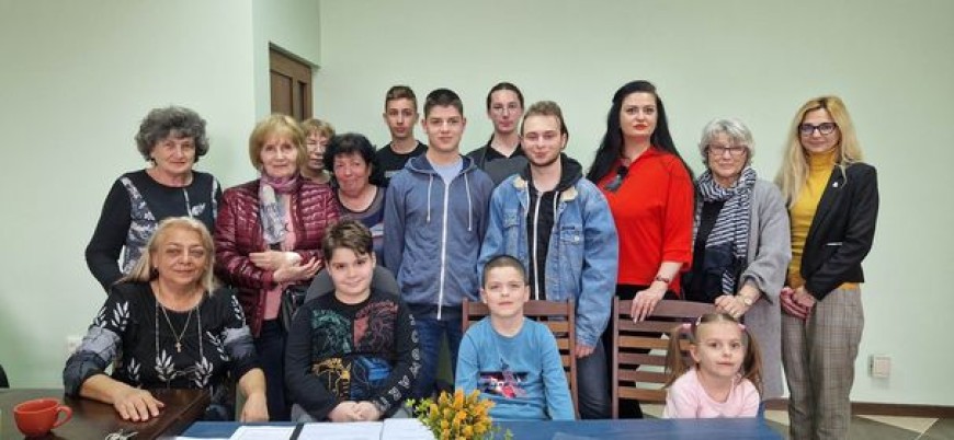 Нови стипендианти прие клуб „Майчина грижа“ в Добрич